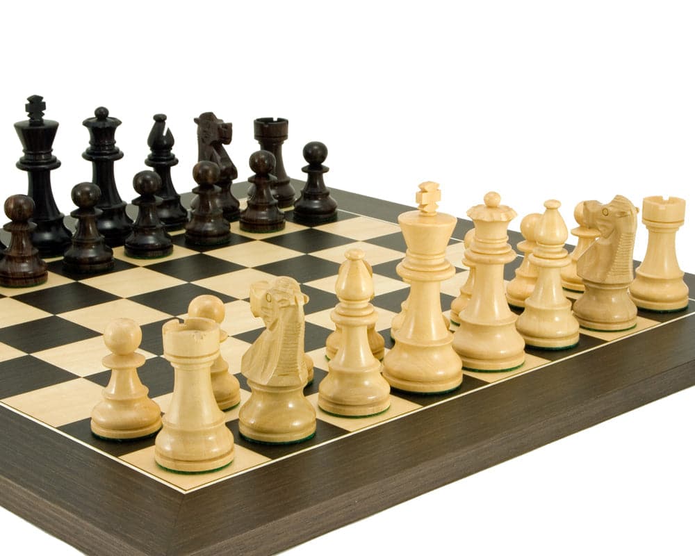 Luxurious French Knight Rosewood Chess Set with Staunton design and wenge board