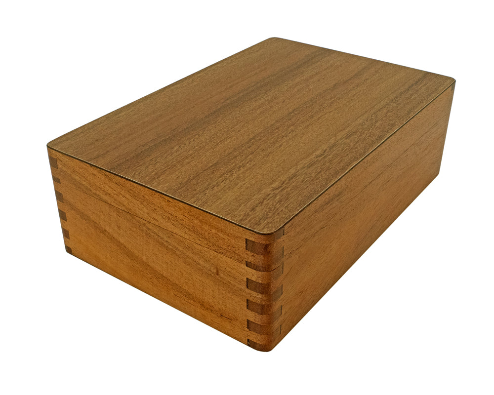 Fierce Knight SO Staunton Chessmen 7.6cm Including Dark Wood Case